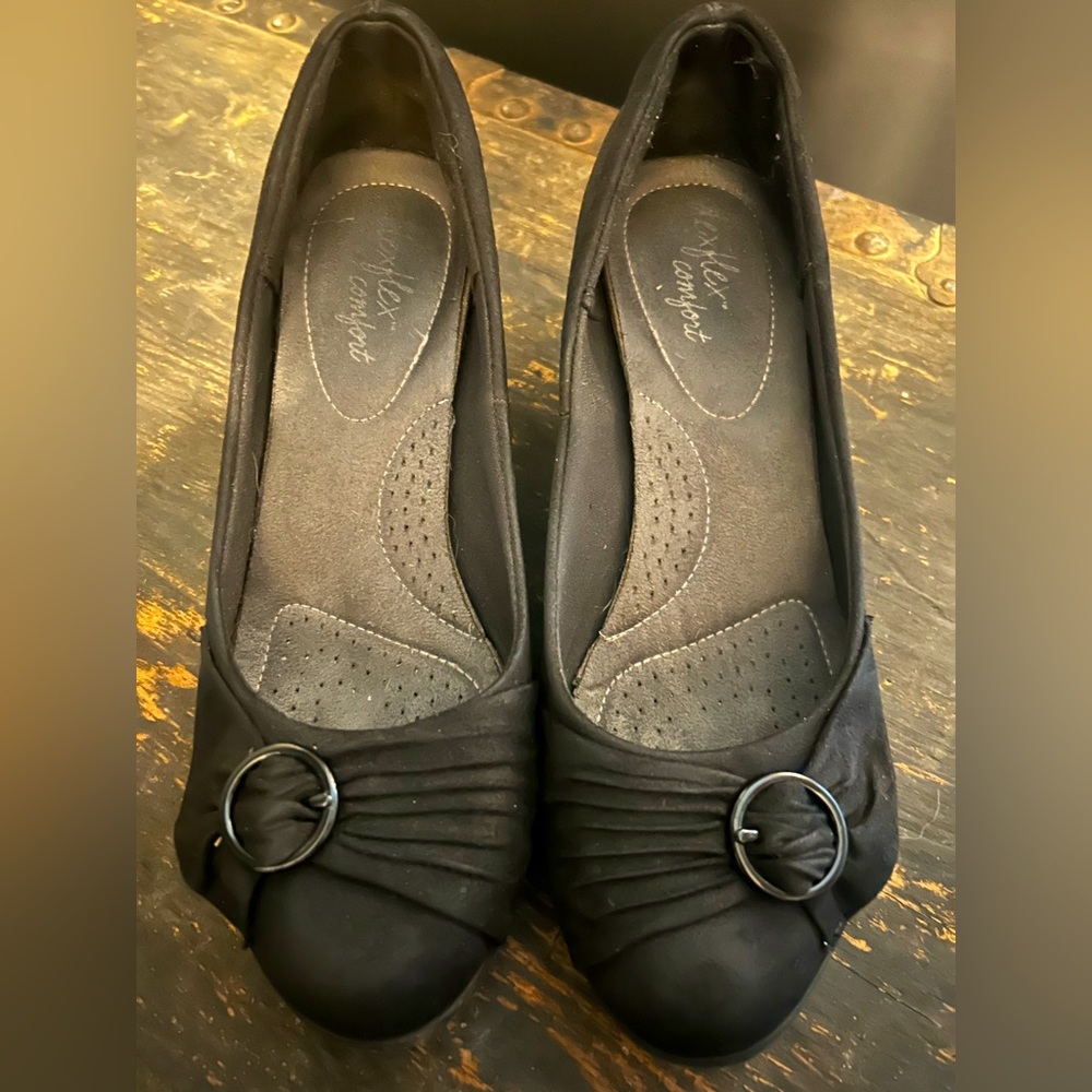 Dexflex wedge shoes